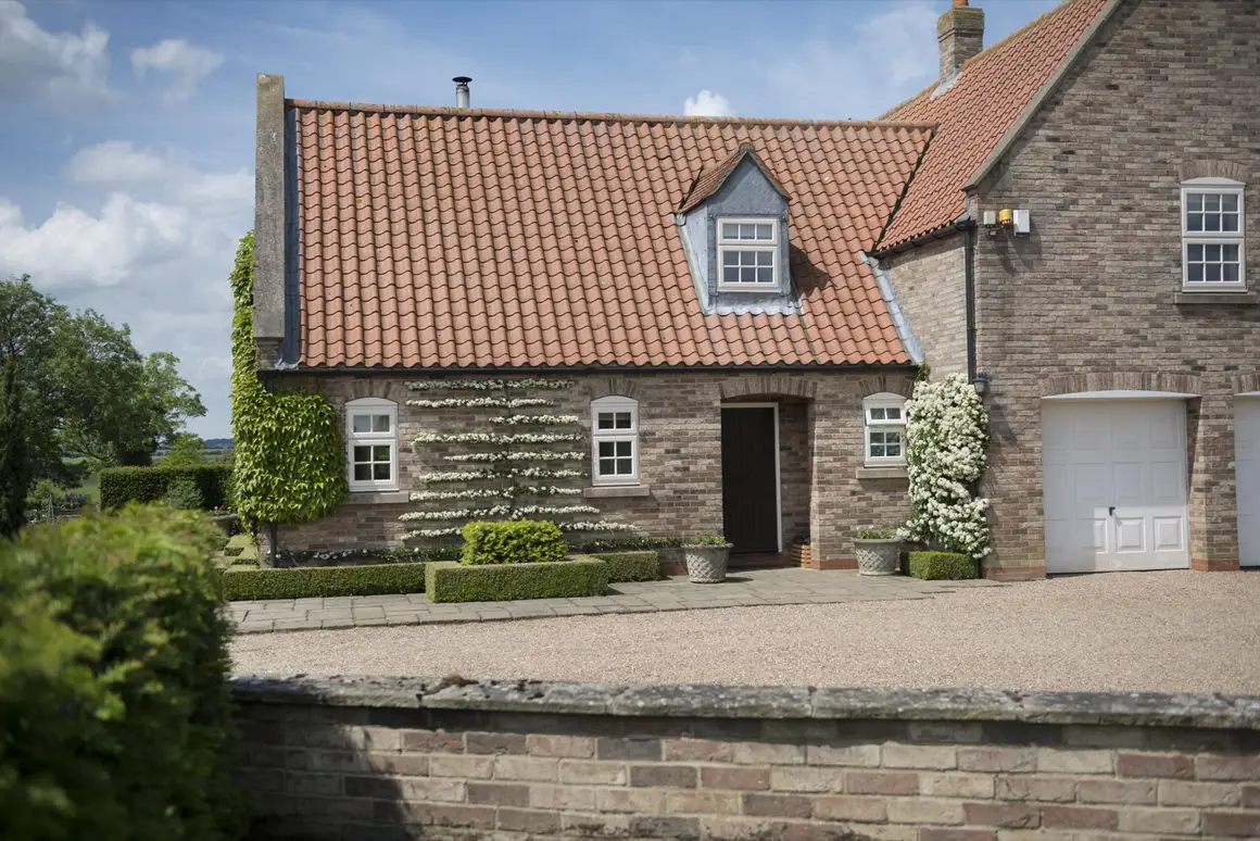 Sternfenster white uPVC windows