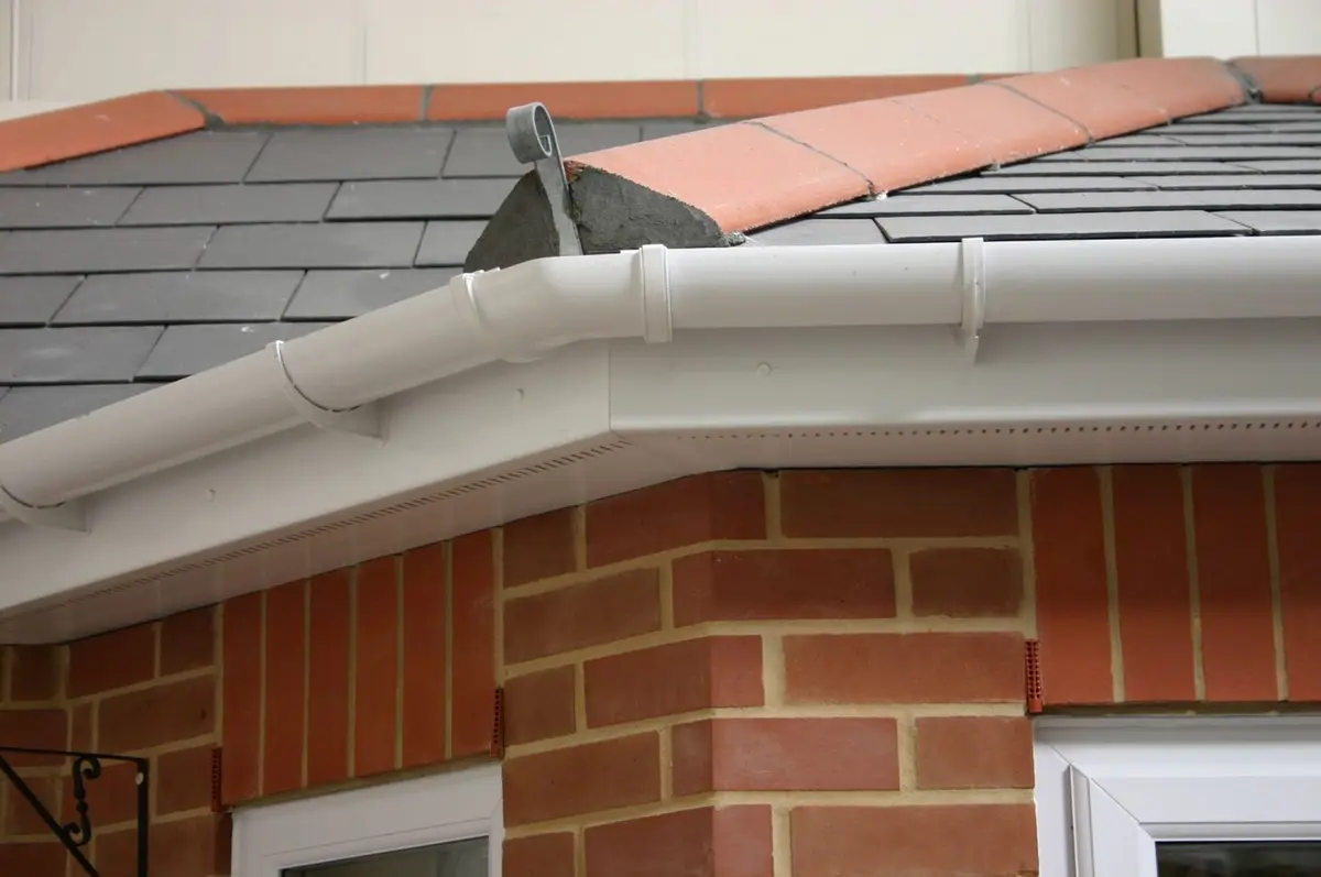 A Cara Glass roofline installation in Wiltshire