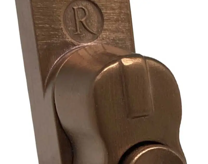 Regal hardware in Brushed Copper